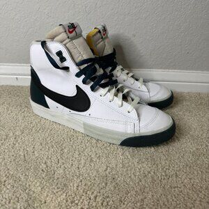 Nike Blazer Mid '77 PRM White Deep Jungle Green Black FB8889-100 sz 9 Men's
